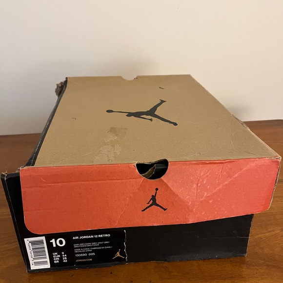 Men’s 10 - Jordan 12 Retro \